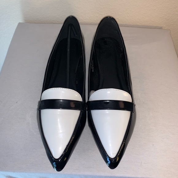 Never worn, black & white flats, UK size 6 - Picture 10 of 14